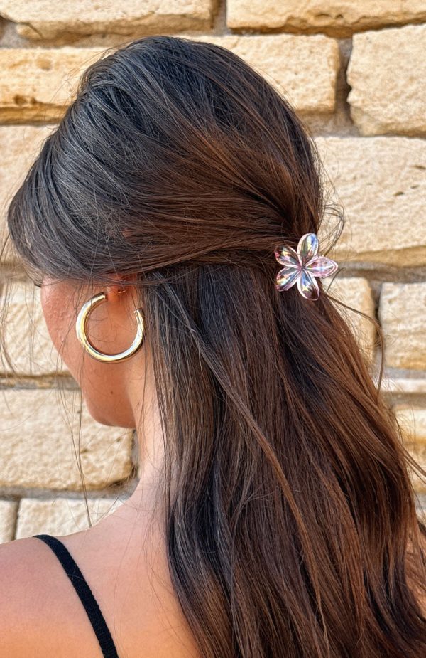 white-fox-madelyn-hair-clip-baby-pink.19.04.25.26