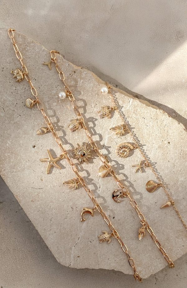 white-fox-mayer-necklace-gold.20.5.25.04