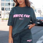 white-fox-offstage-oversized-tee-offstage-lounge-shorts-pine-green.24.04.25.4