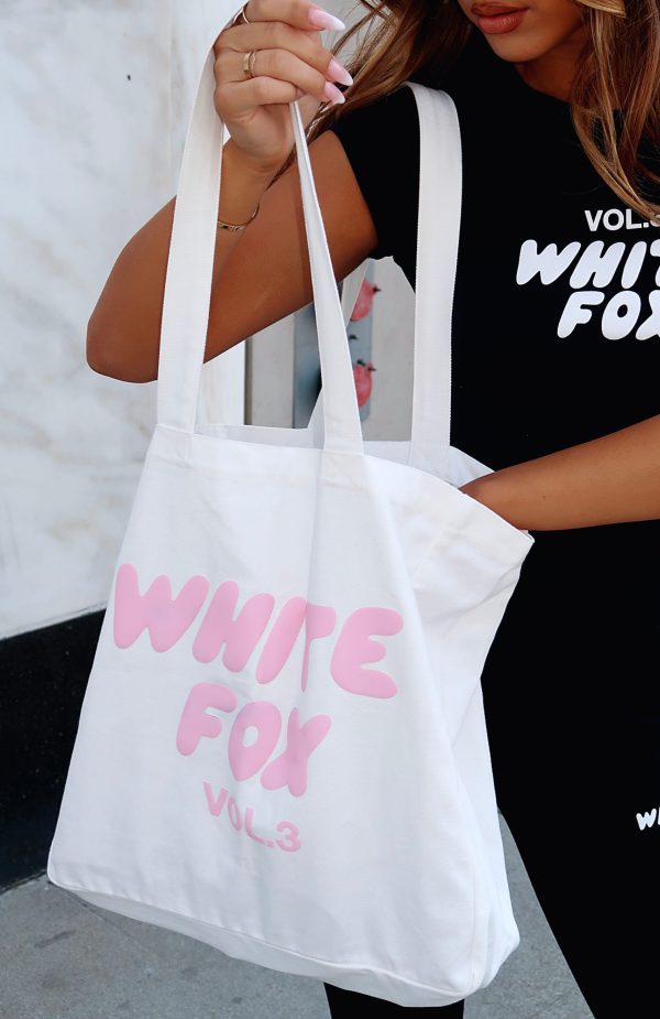 white-fox-offstage-tote-bag-white-pink.24.04.25.1