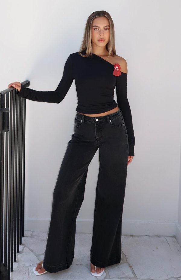 white-fox-said-so-long-sleeve-top-black-elena-low-rise-wide-leg-jeans-black-acid-2.04.25.1