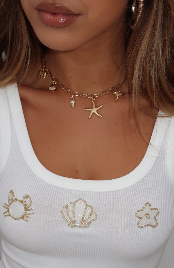 white-fox-summer-mood-mayer-necklace-28.5.25-2