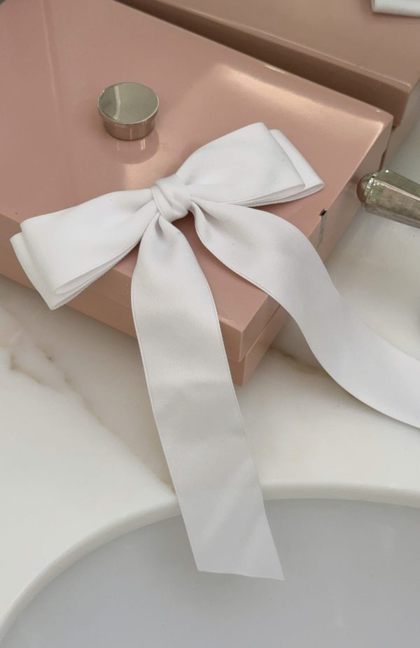 white-fox-sweet-serenity-bow-hair-clip-white.30.5.25.06