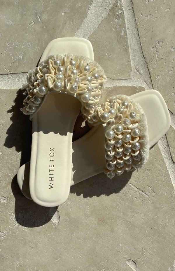 white-fox-valentina-sandals-24.04.25-03