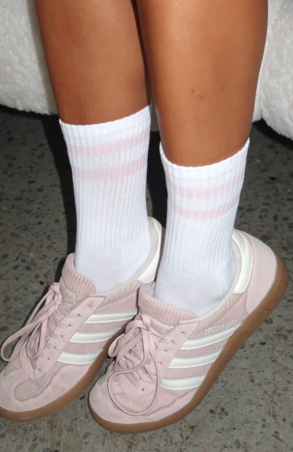 white-fox-wanna-be-close-socks-grey-white-pink_30.04.2506