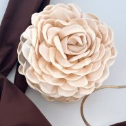 white-fox-zephyr-hair-clip-cream-white.24.04.25.01