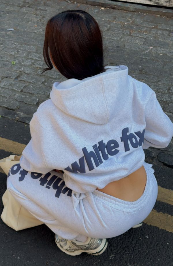 white_fox_from_the_archives_lounge_70_9e9e54a0-404f-4706-a5ea-7a787faa8768